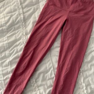 Dark pink leggings